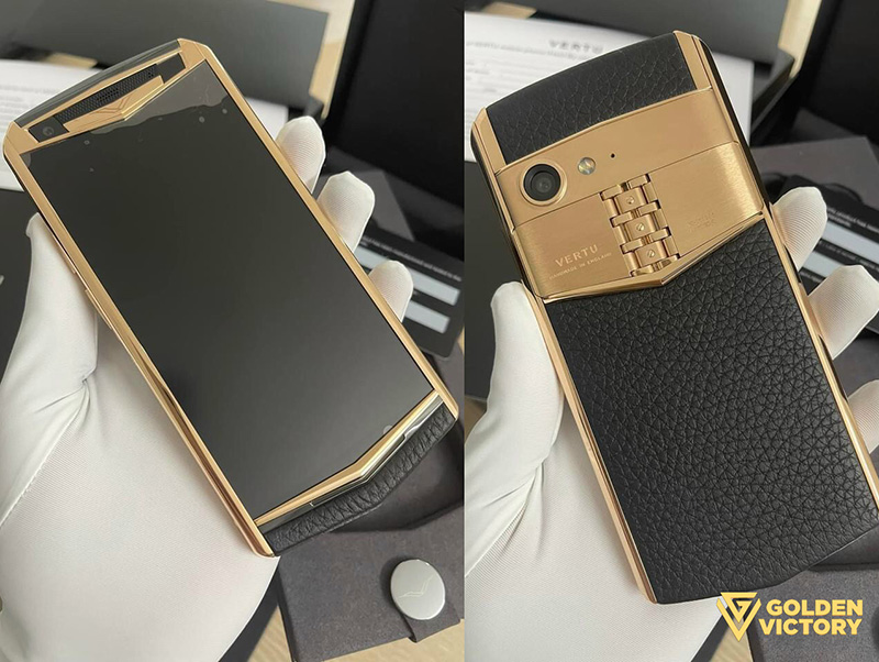 Vertu Aster P Black bọc vàng demi